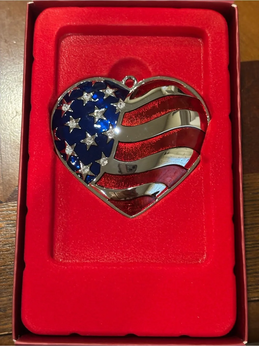 Lenox puffed heart
